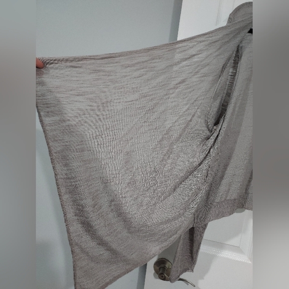 Torrid Taupe Slub Cardigan Drape Front Sweater in Size 3 /22-24 - Picture 7 of 11